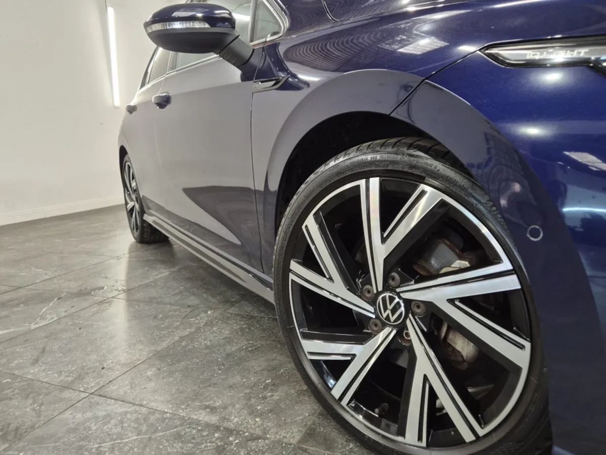 Volkswagen Golf **R-LINE **2 KEYS **18" DIAMOND CU - Image 3