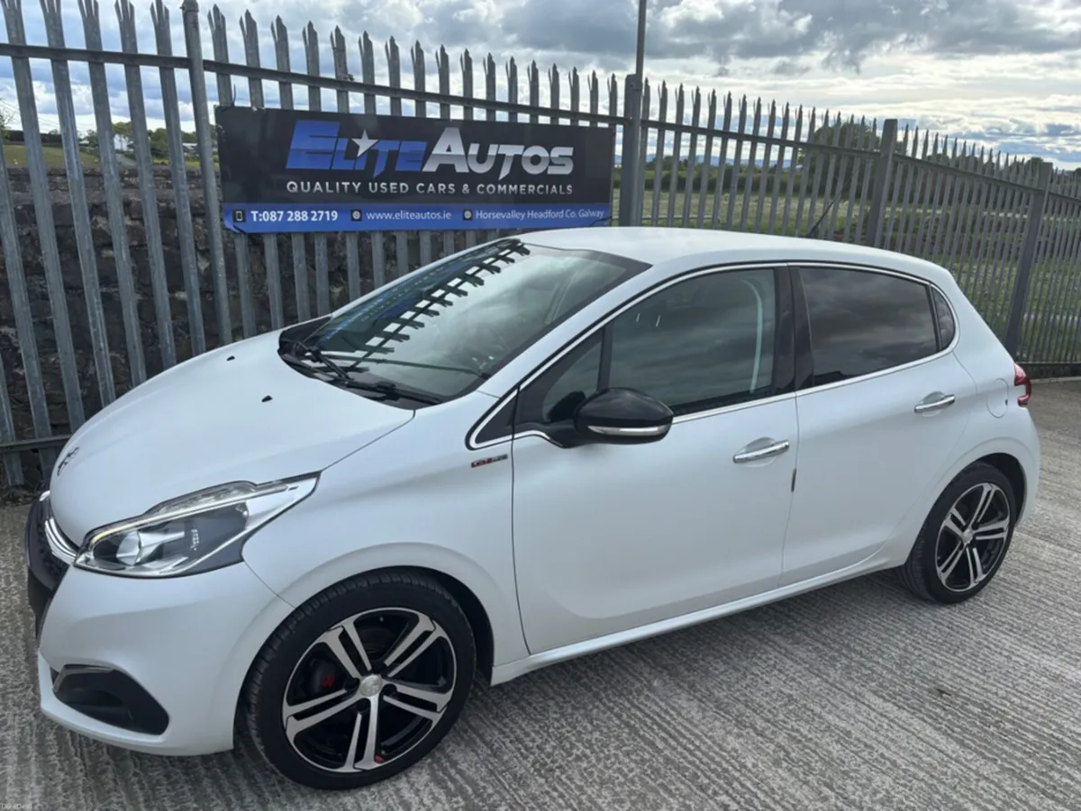 Peugeot 208 GT Line 1.2 Automatic - Image 2
