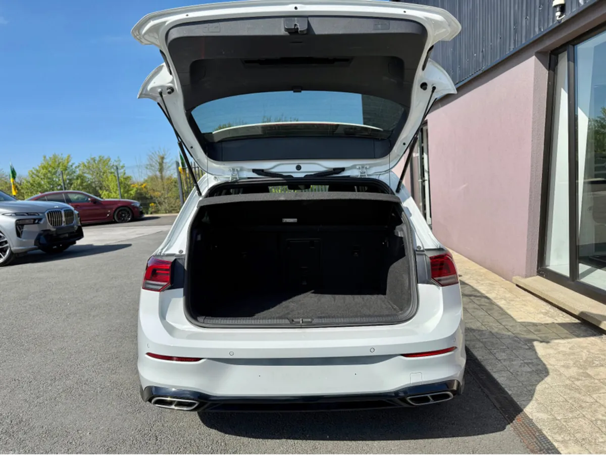 Volkswagen Golf 2.0 TDI R-LINE HIGH SPEC - Image 4