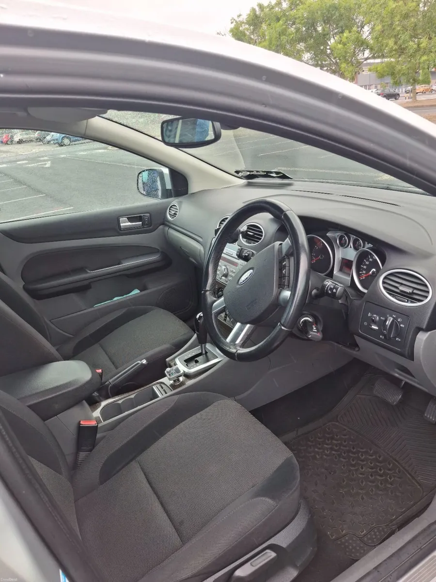 Ford Focus 2008 Automatic - Image 4