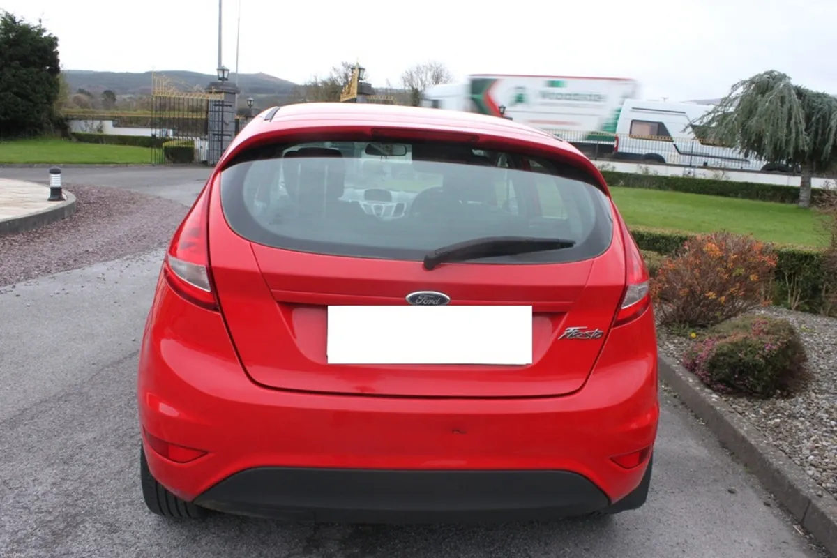 Ford Fiesta Style 1.2L Petrol, 2011 - Image 2