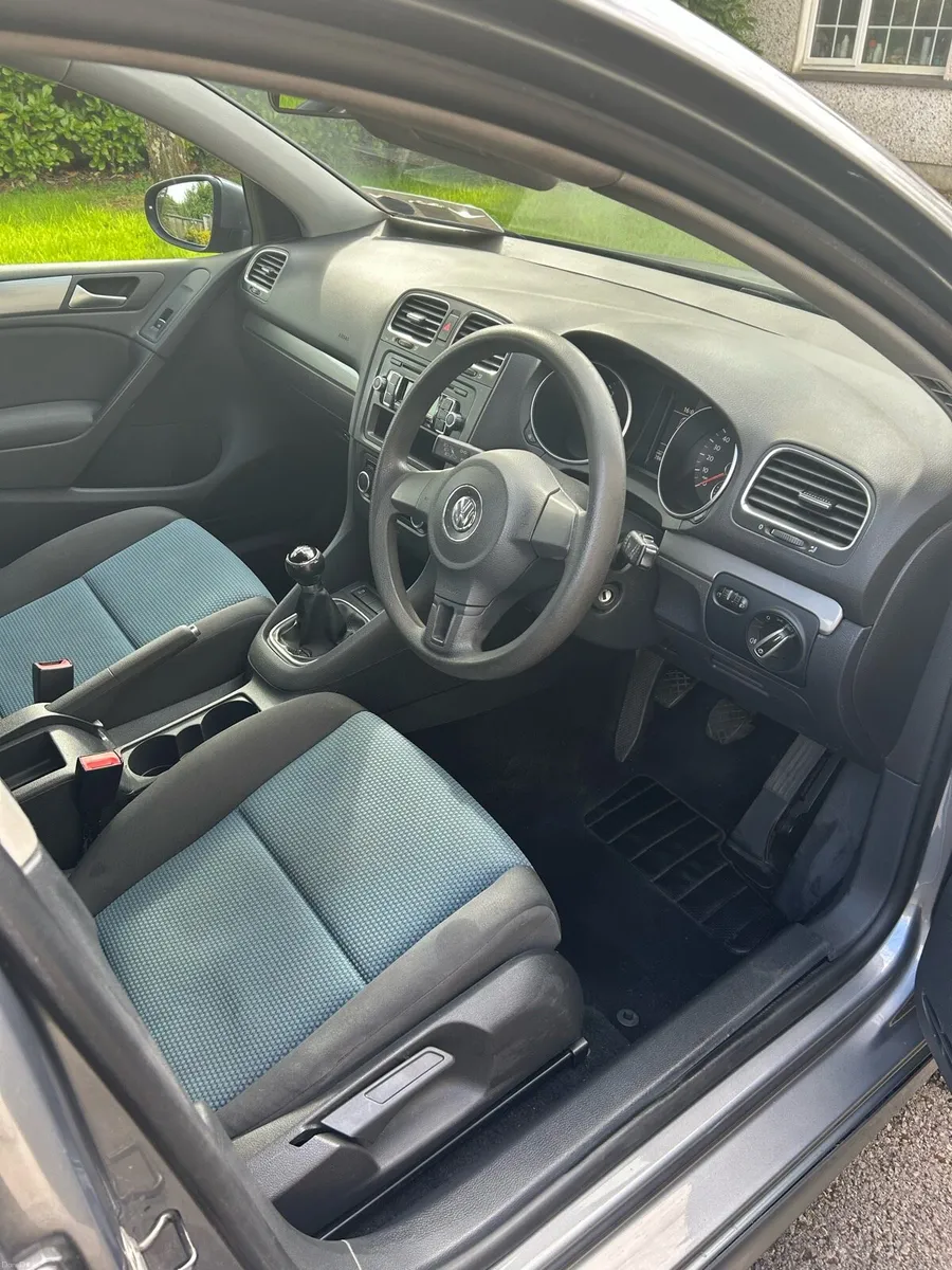 VW Golf Car - Image 3