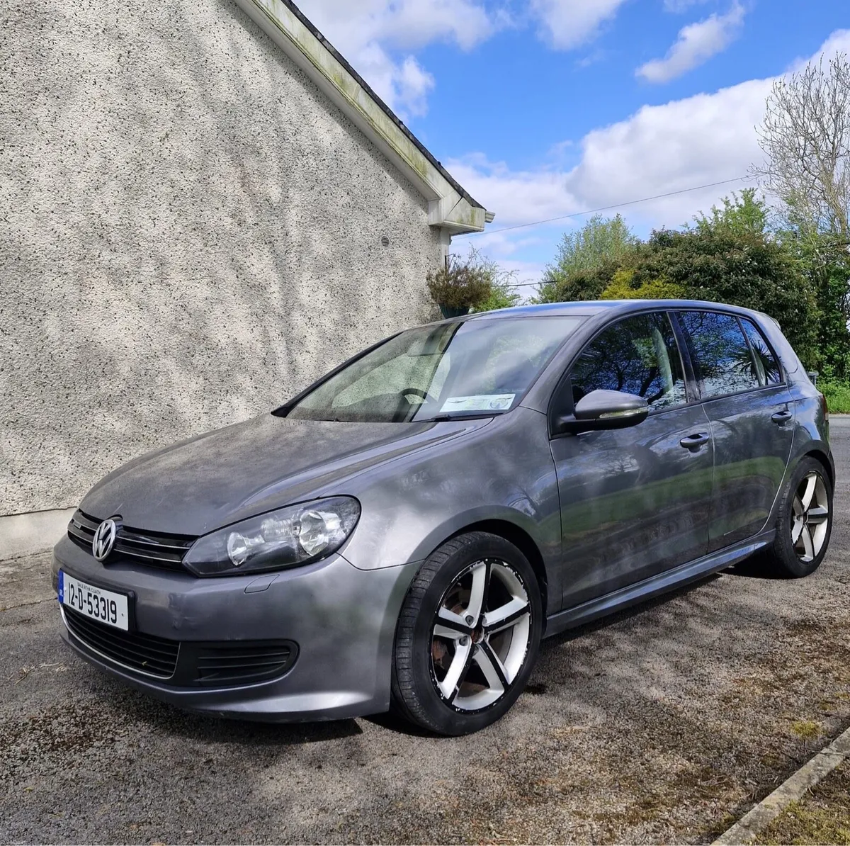 VW Golf Car - Image 1