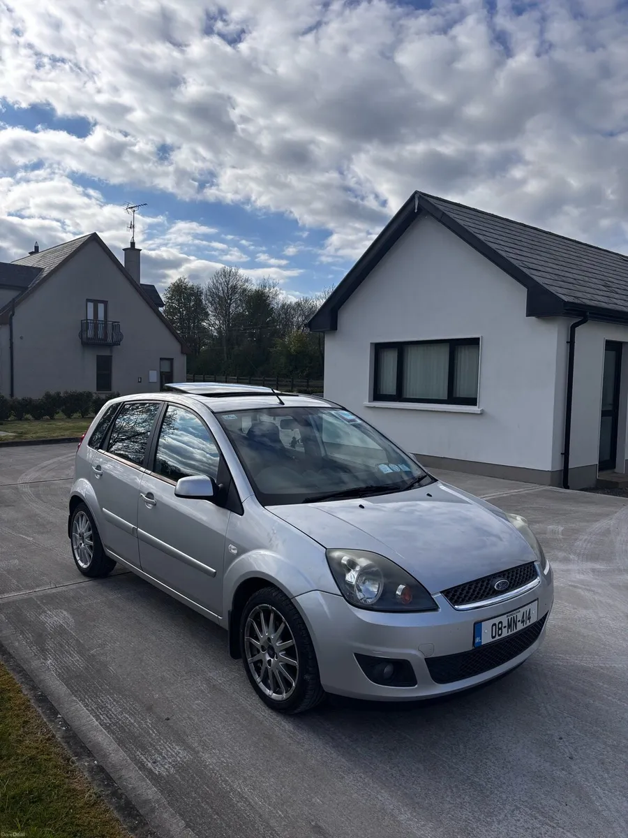 2008 Ford Fiesta 1.2 Zetec LOW MILEAGE - Image 3