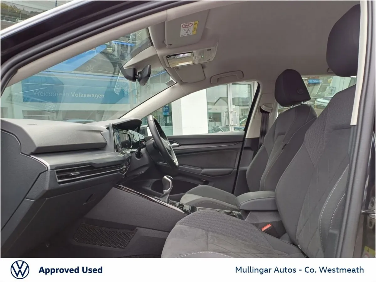 Volkswagen Golf 2.0 TDI 115HP Style - Image 4