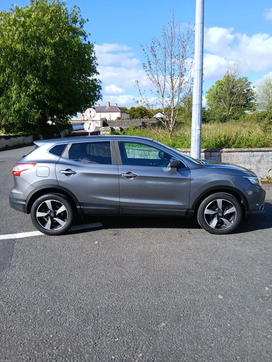 Nissan Qashqai 2015 - Image 2
