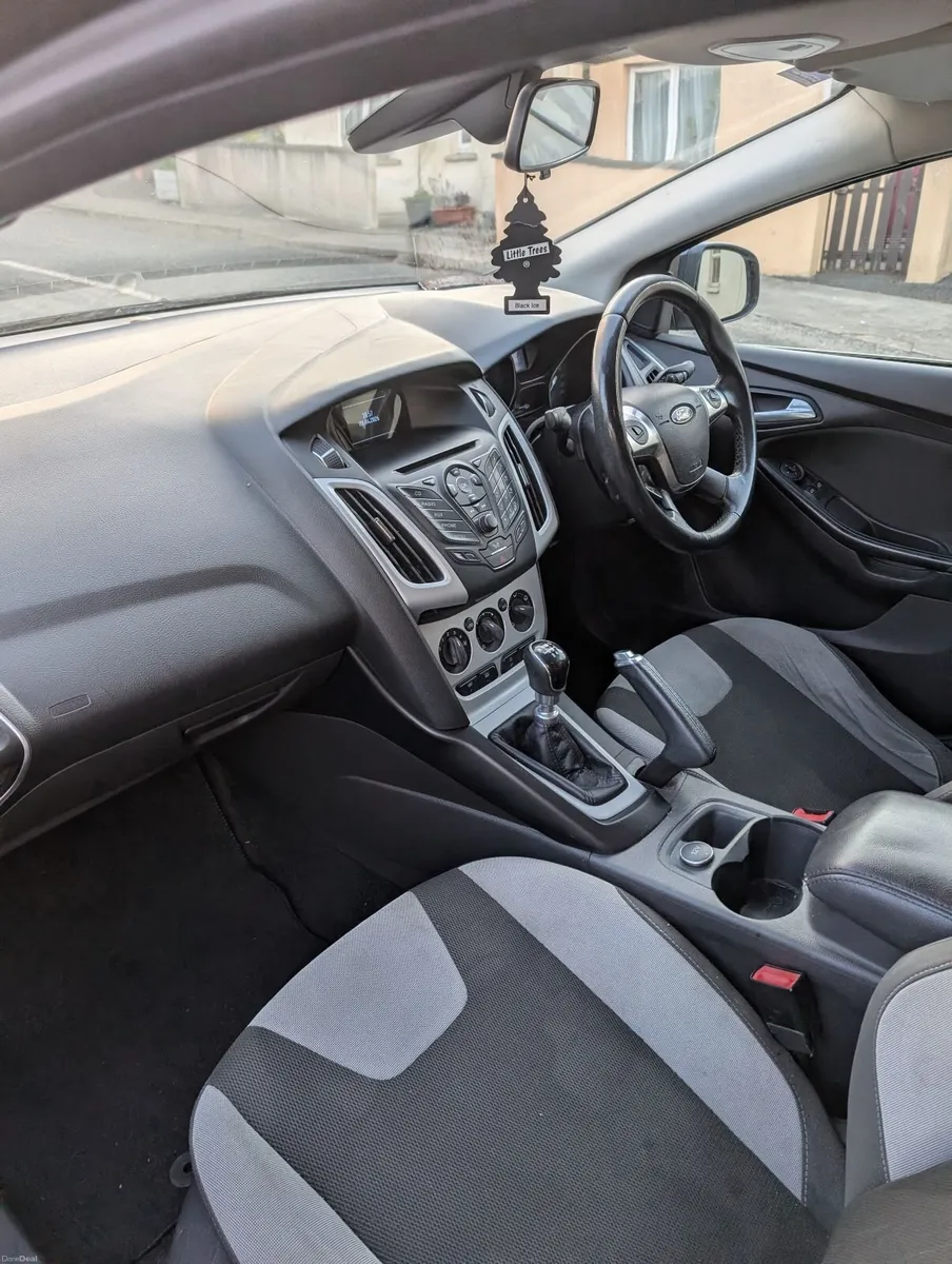 Ford Focus 2014 - Image 4