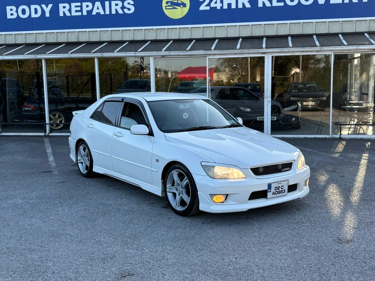 Toyota altezza as200z edition - Image 2