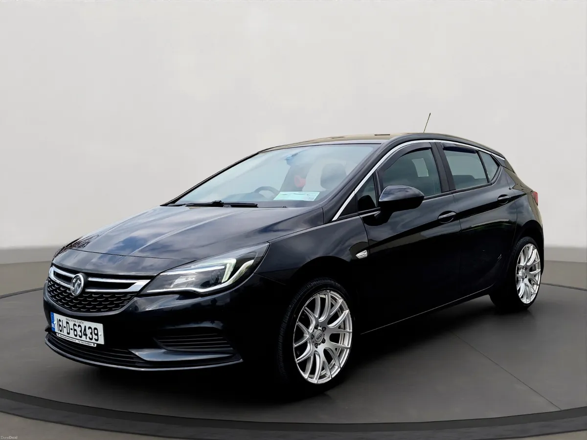 Vauxhall Astra 1.4 Edition - Image 1