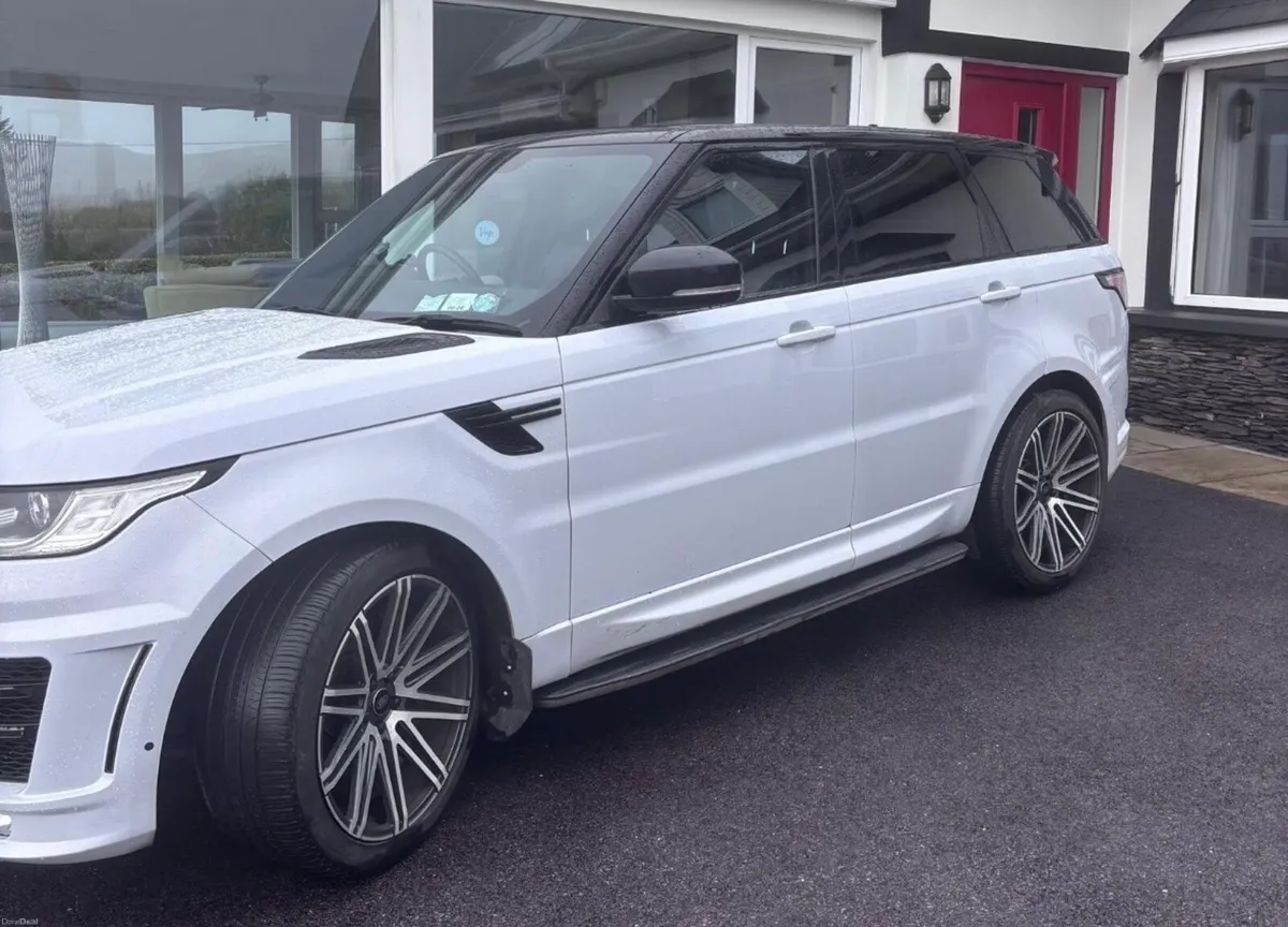 Range Rover Sport 3.0L Diesel - Image 2