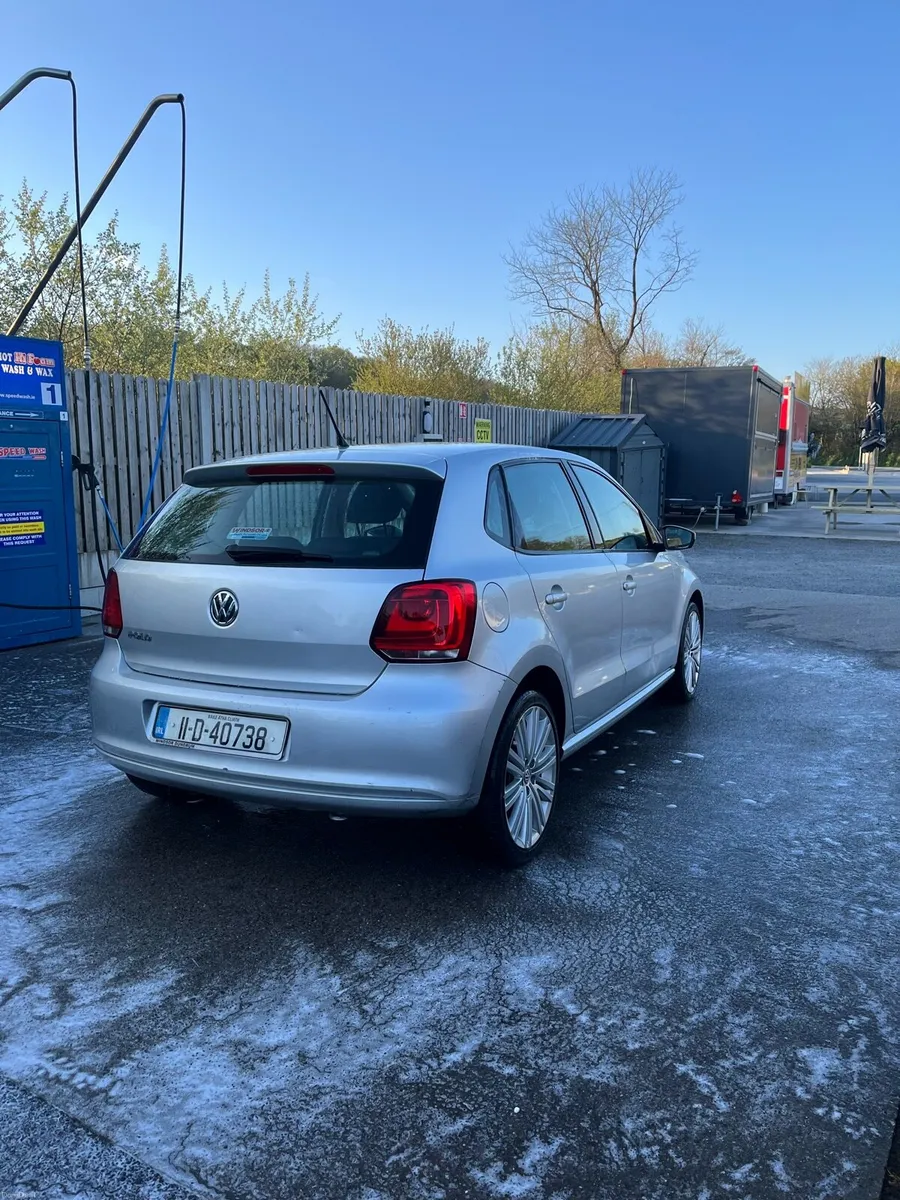 Volkswagen polo - Image 4