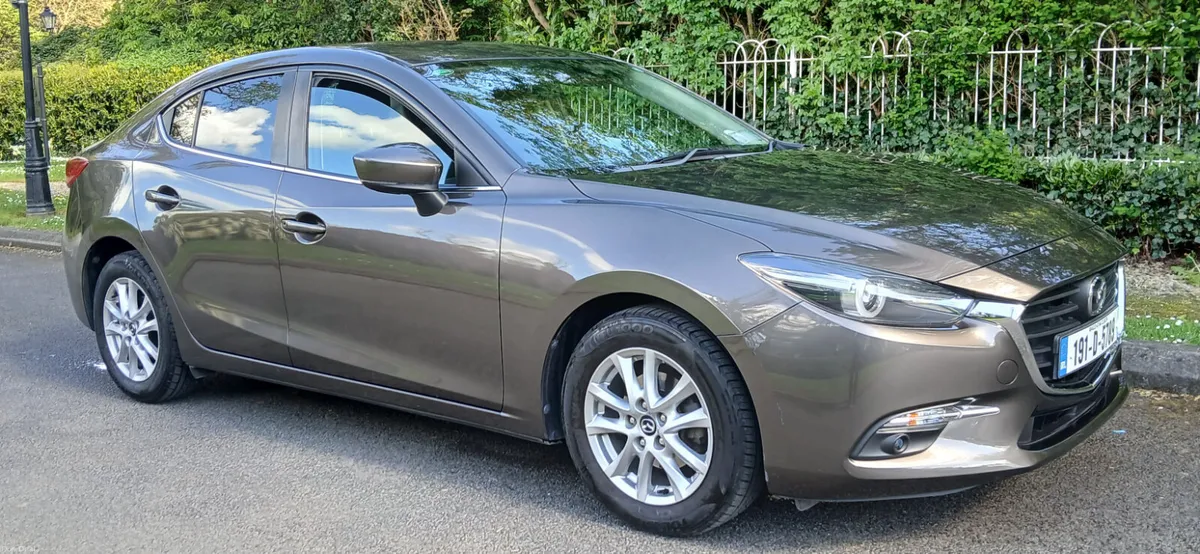 Mazda Mazda3 2019 1.5 EXEC SE 4dr *IRISH CAR* - Image 1