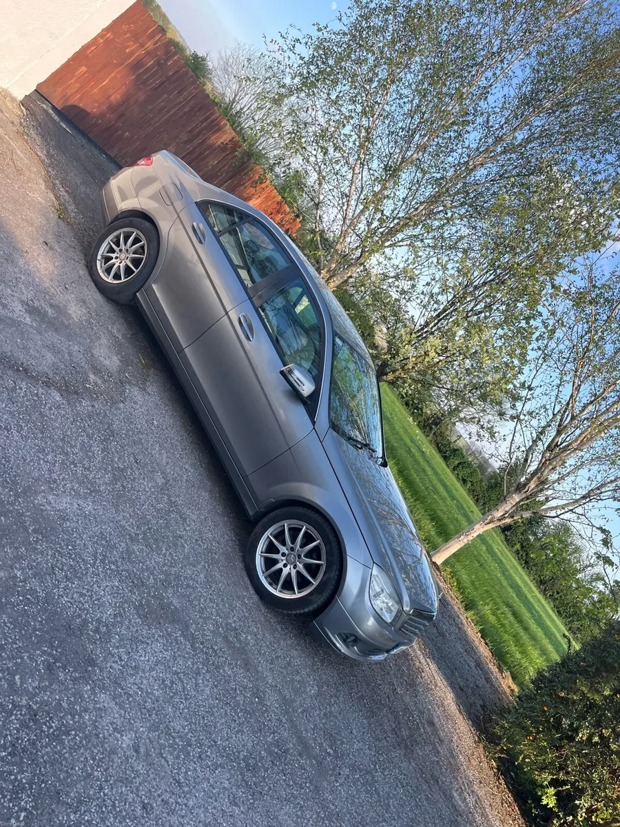 Mercedes’s - Image 2