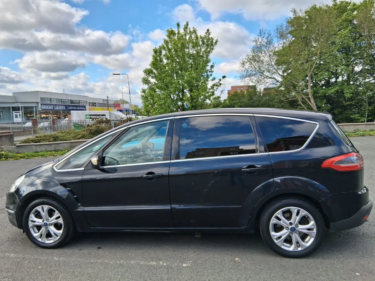 Ford S-Max 2011 - Image 4