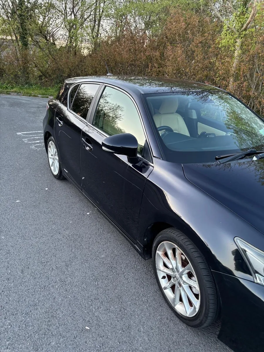 Lexus CT200H (2012) €6,950 - Image 4