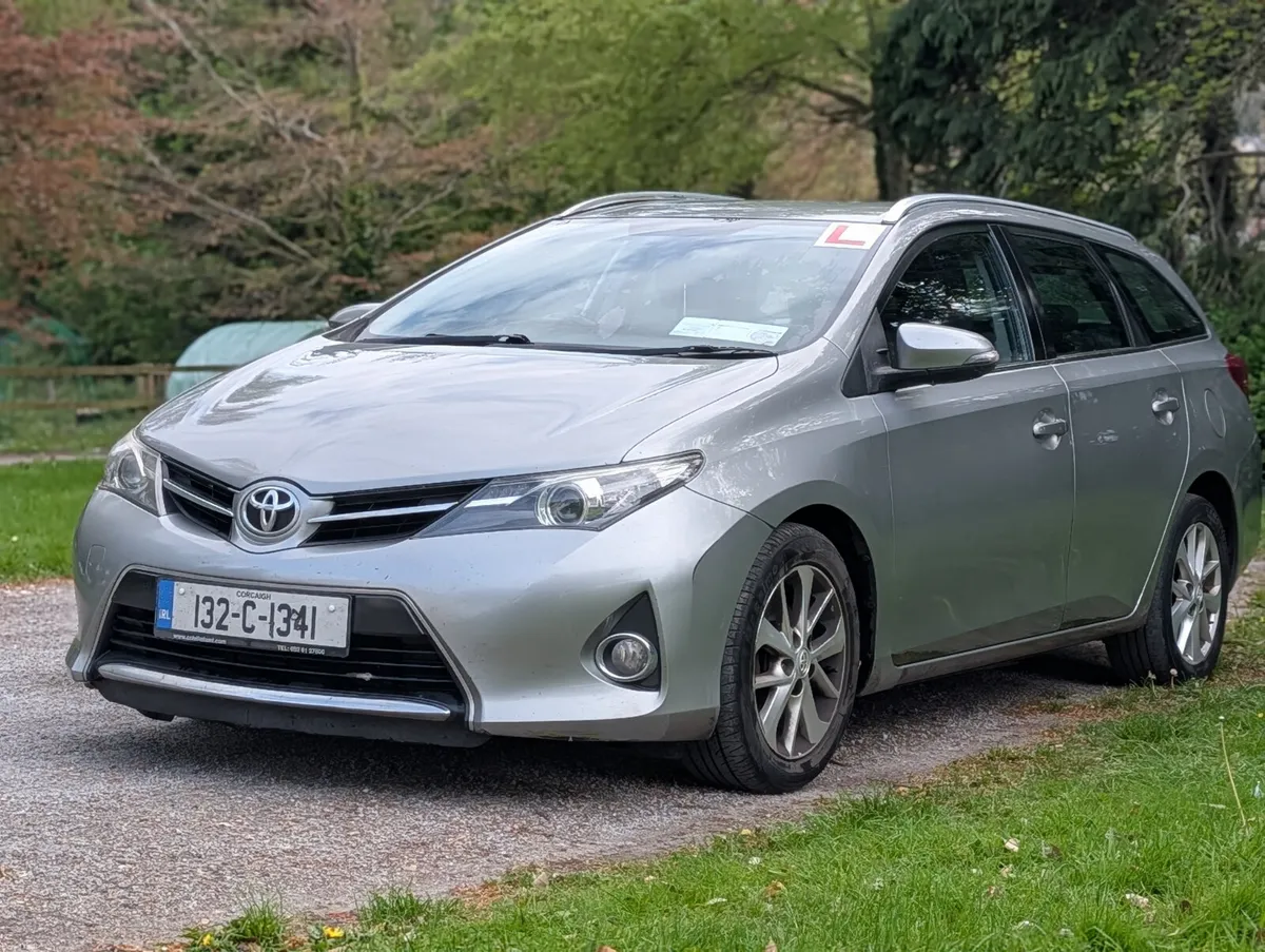 2013 Toyota Auris 1.4 Diesel - Image 3