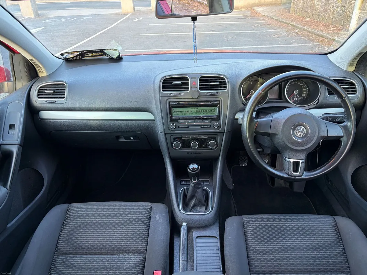 Volkswagen Golf 2011 - Image 3