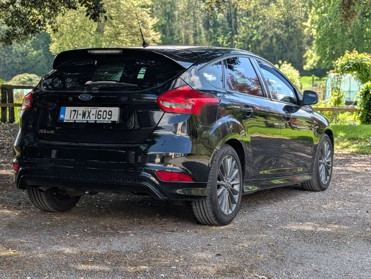 2017  ST LINE Focus 1.5 Diesel warranty available - Image 5