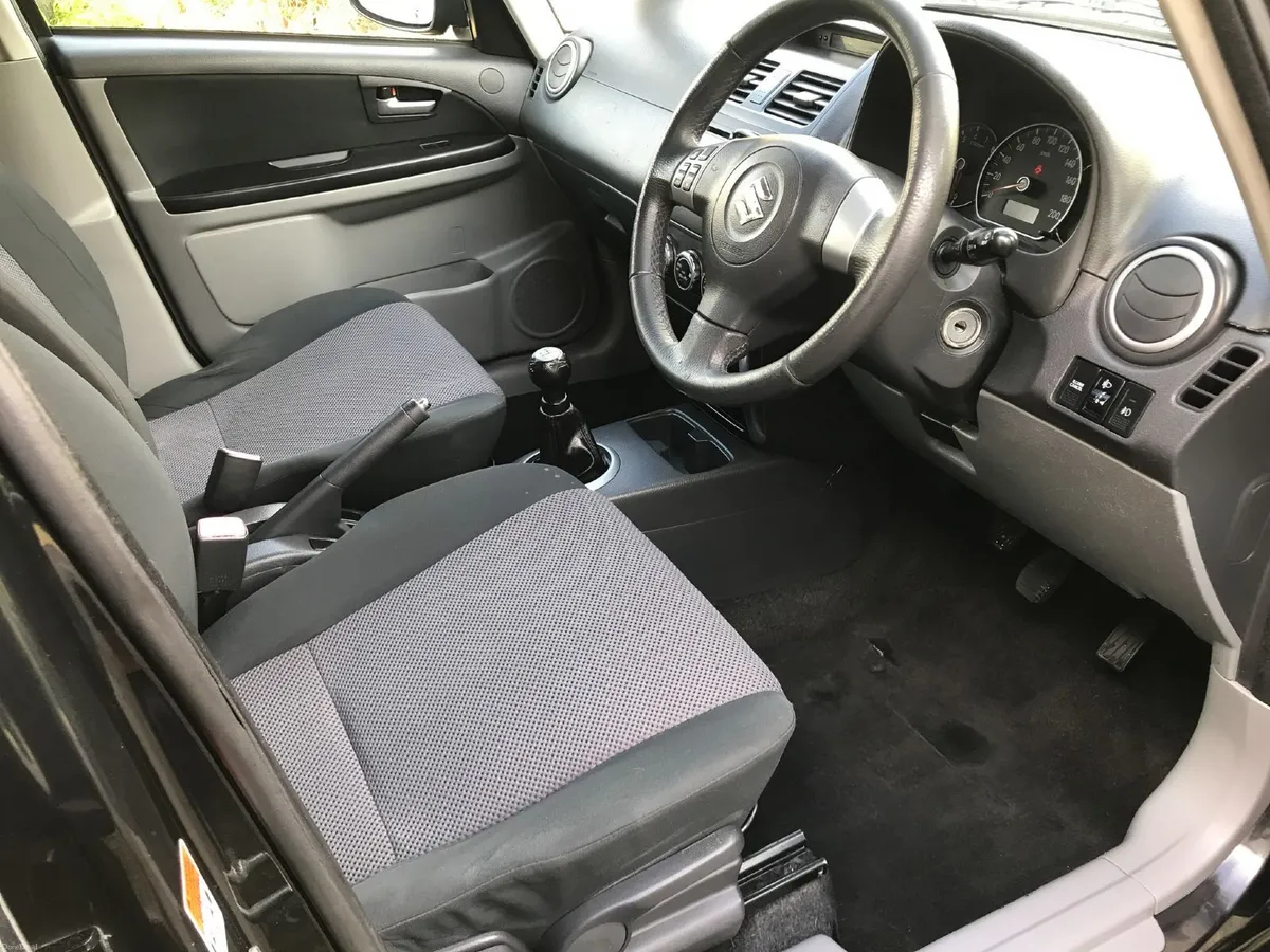 Suzuki SX4 2008 - Image 5