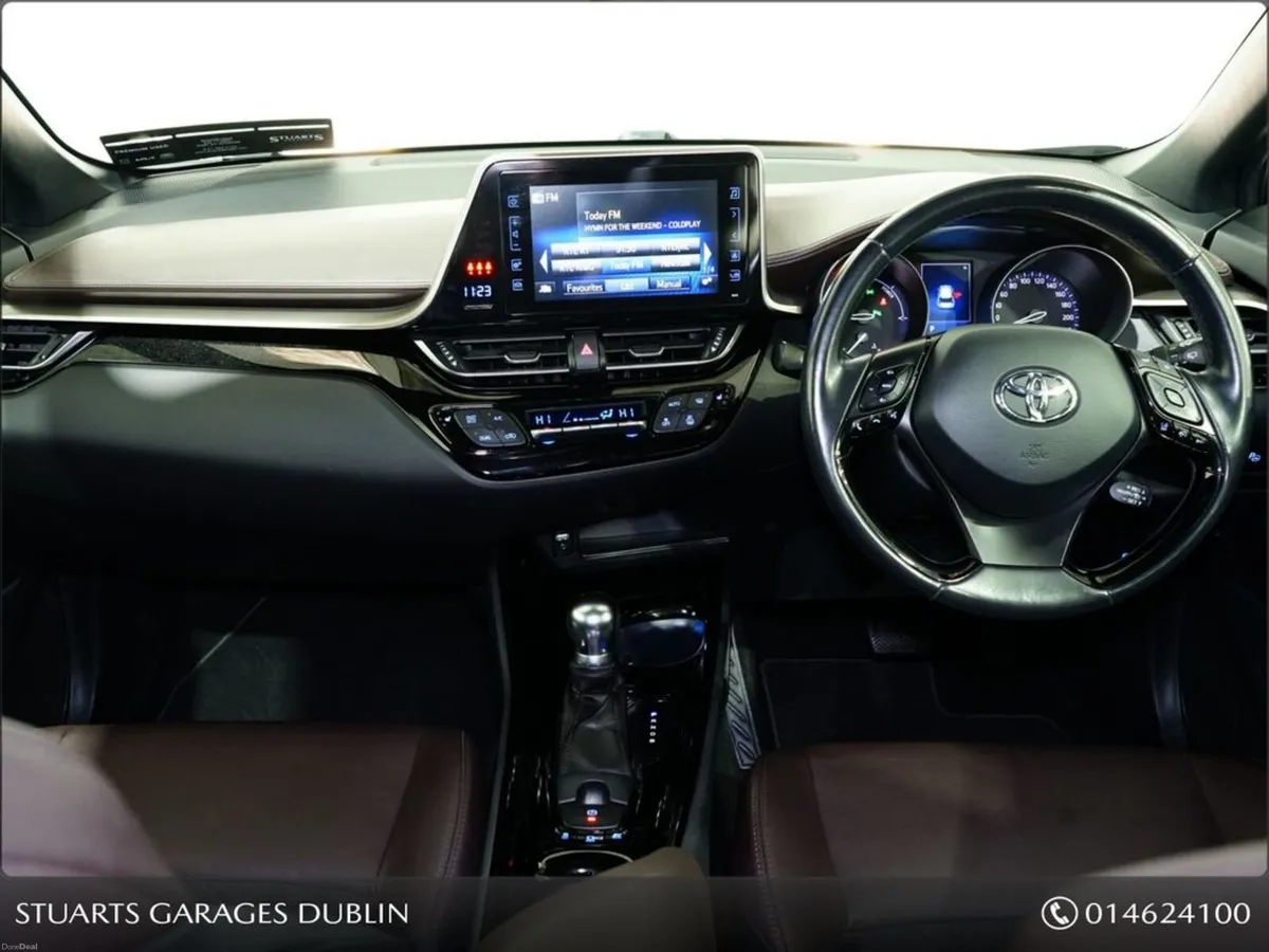 Toyota C-HR SOL Hybrid 4DR Auto - Image 4