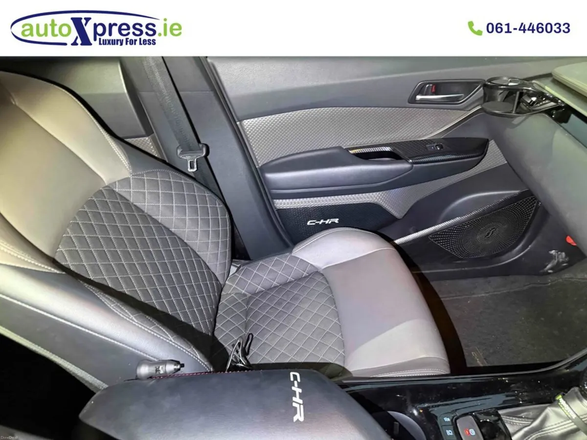 Toyota C-HR 1.8 Hybrid , Grade G, Reversing camera - Image 2