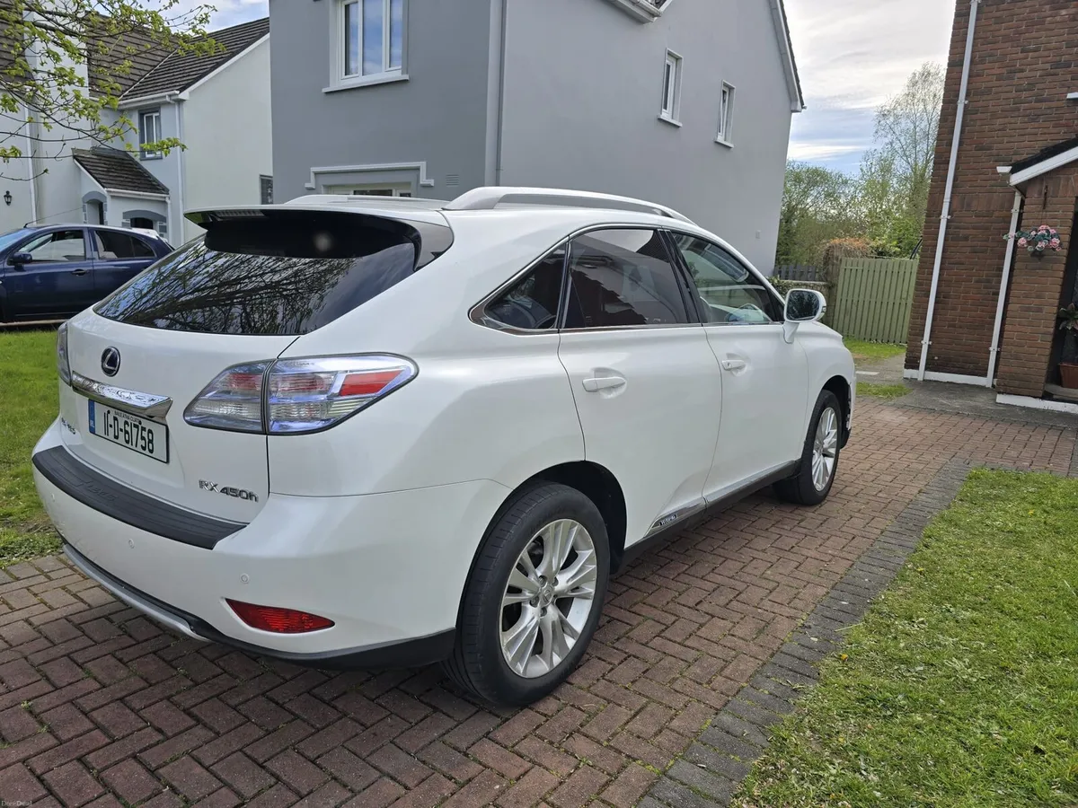 Lexus  RX450h Executive edition - Image 2