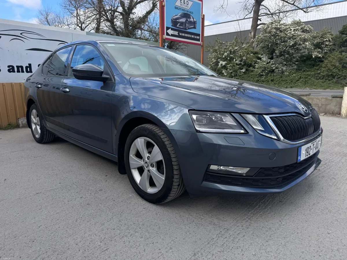 192 Skoda Octavia 1.6TDI Soleil Warranty - Image 1