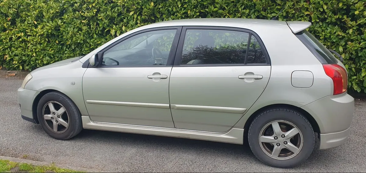 Toyota Corolla 2005 vvti 5 door hatchback nctd&tax - Image 1