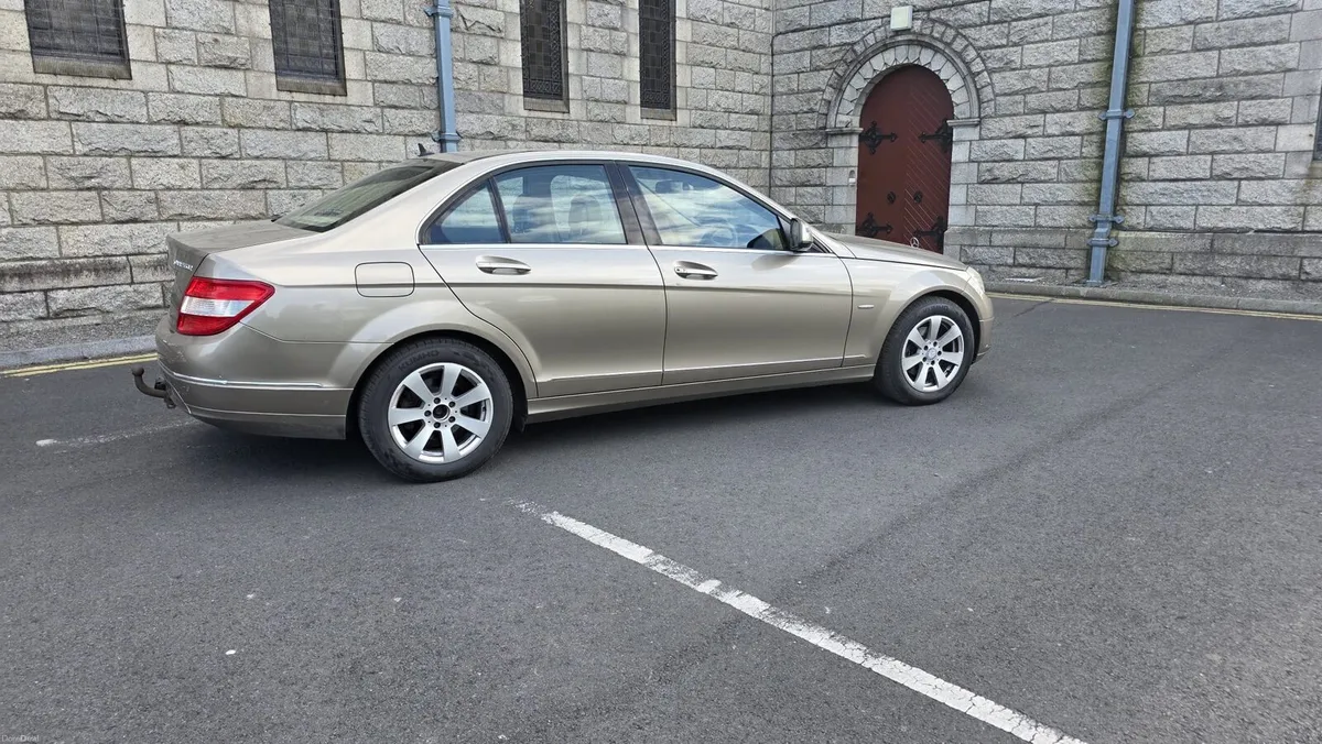 Mercedes Benz C-class Automatic - Image 4