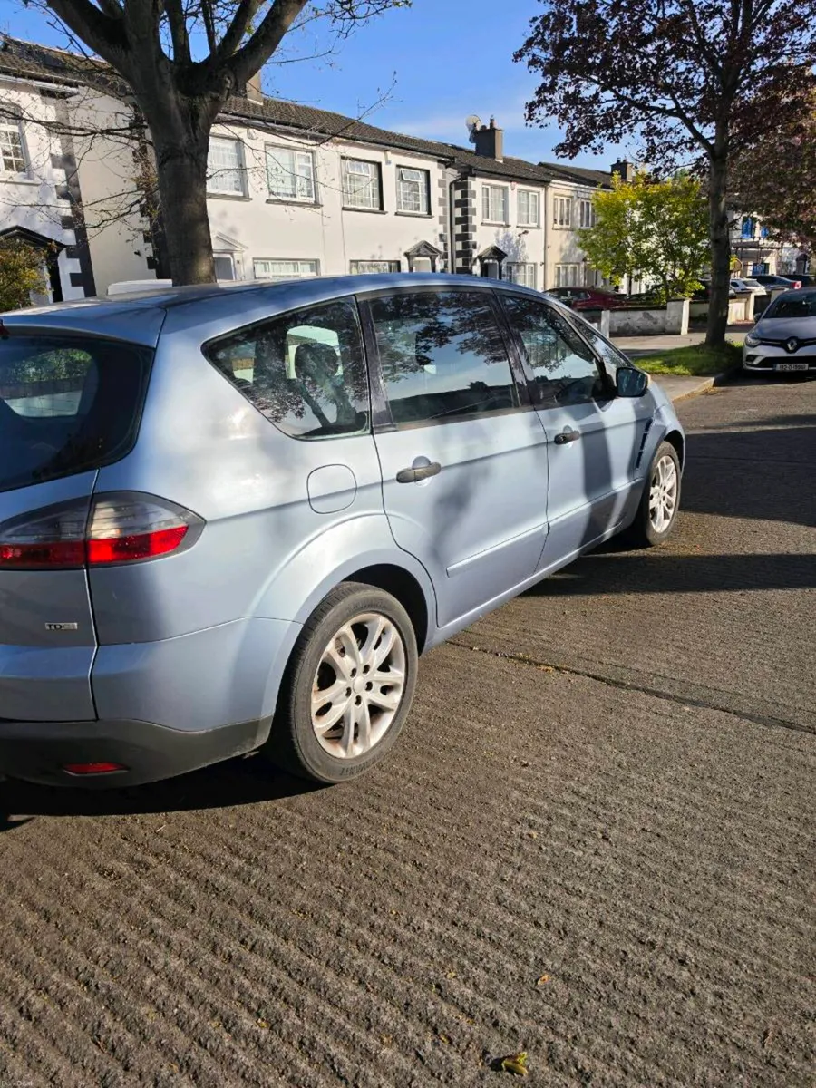 Ford S-Max - Image 4