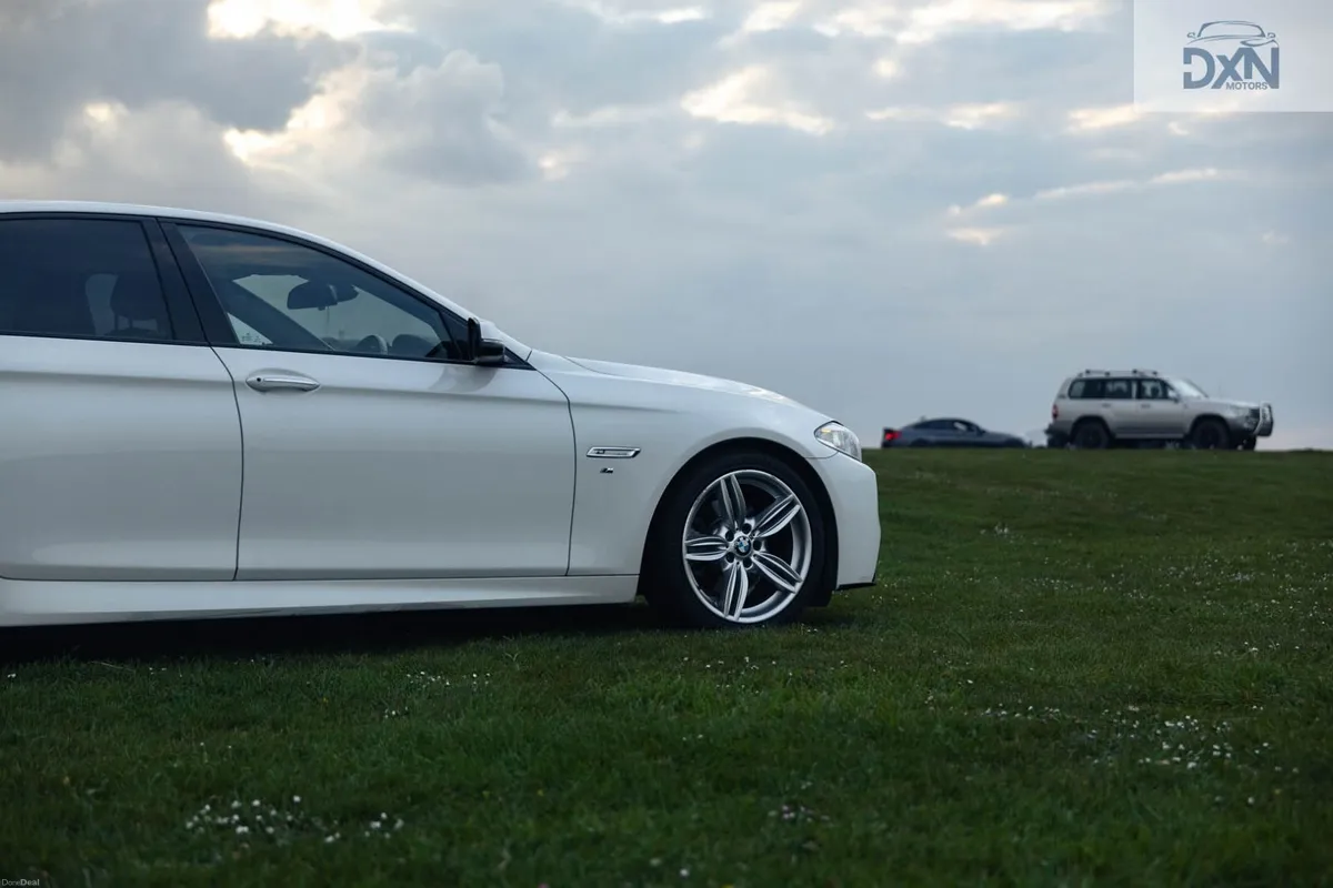 BMW 5-Series 2016 - Image 4