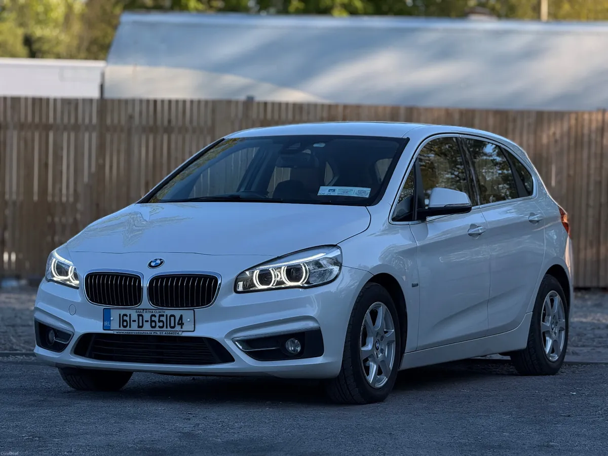BMW 2-Series 2016 Luxury Automatic LOW KM - Image 3
