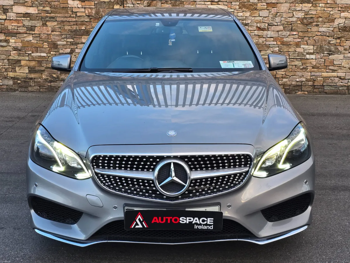 142 Mercedes-Benz E250 AMG Sport Auto - Image 3