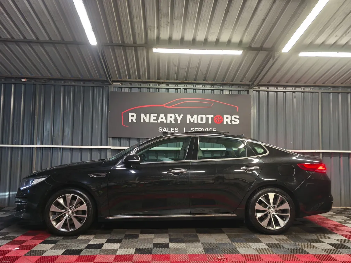 2018 182 Kia Optima 1.7 D Platinum SR Auto - Image 3