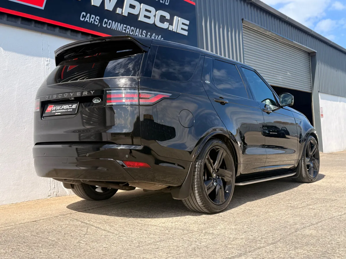 Land Rover Discovery SD6 R-Dynamic Comercial 2023 - Image 4