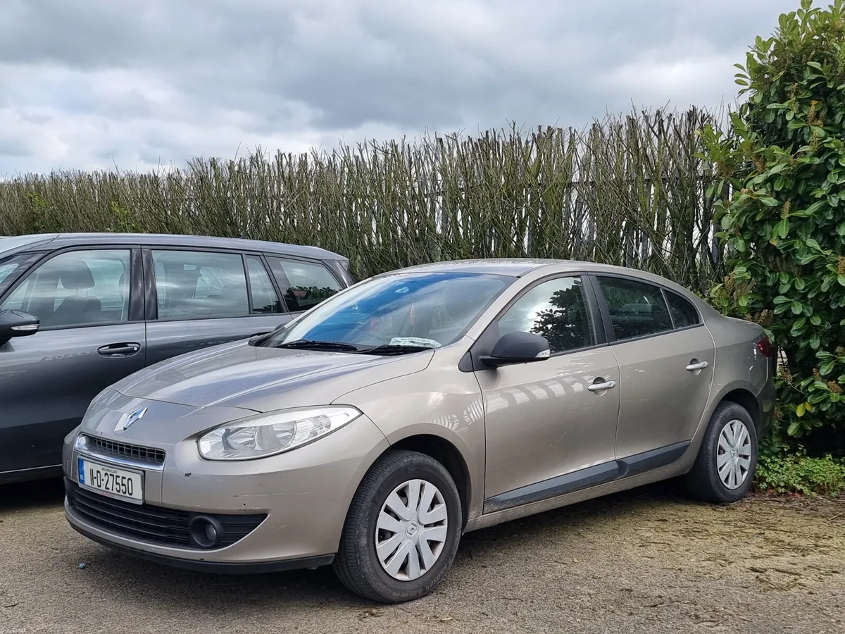 Renault Fluence 2011 diesel ⛽️ nct&tax €1990 - Image 3