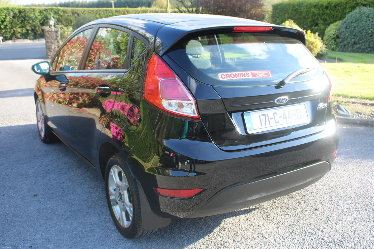 2017 FORD FIESTA ZETEC 1.25 5dr. - Image 4