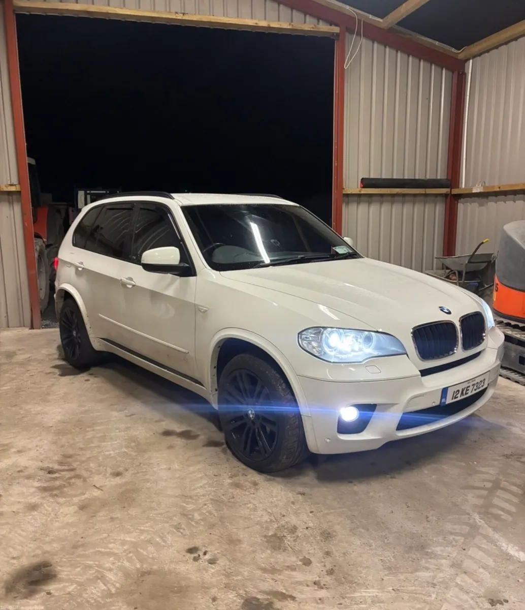 BMW x5 - Image 1