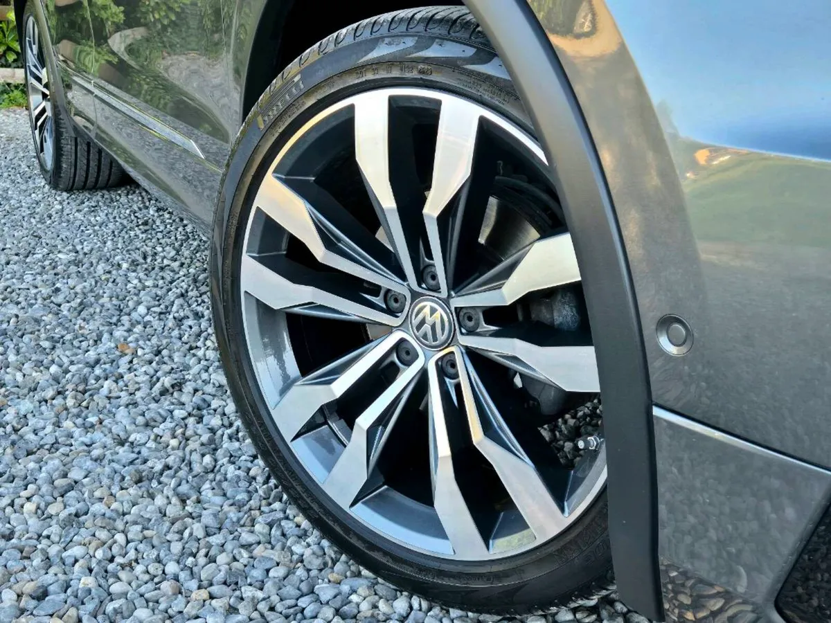 2018 Volkswagen Tiguan R-Line 2.0tdi DSG - 1 Owner - Image 3