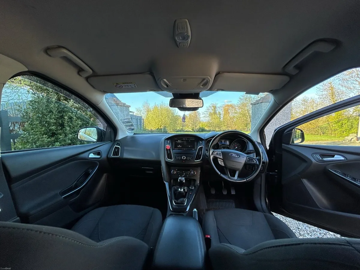 Ford Focus - Image 2