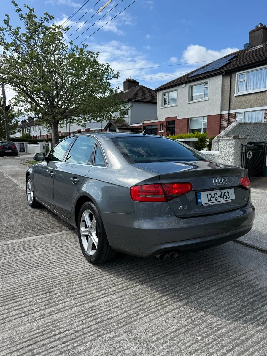Audi A4 2.0TDI Automatic 2012 - Image 3