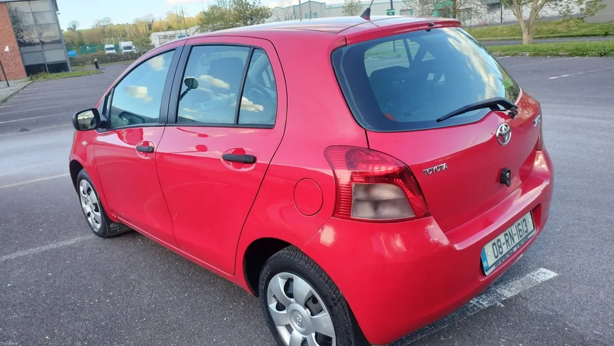 Toyota Yaris 2008 - Image 2
