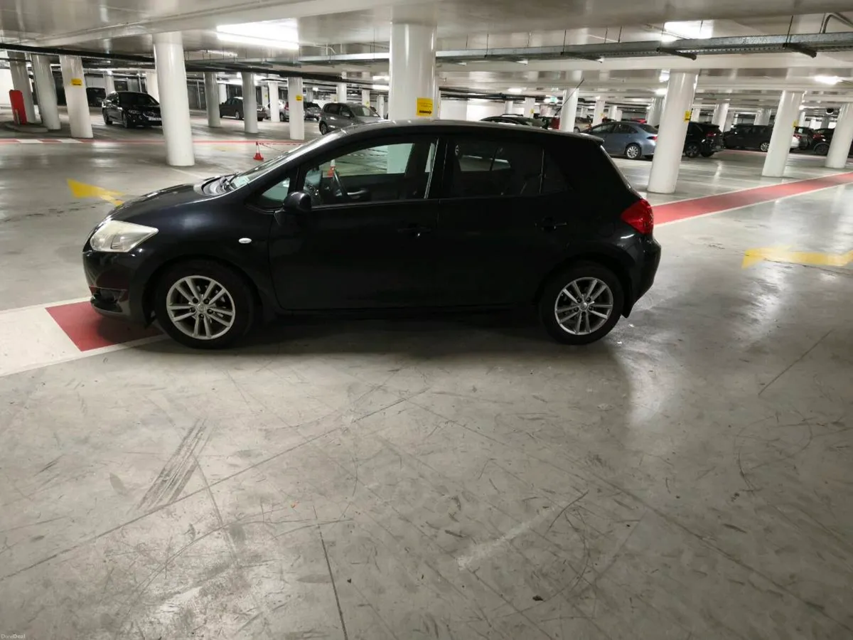 Toyota auris - Image 3