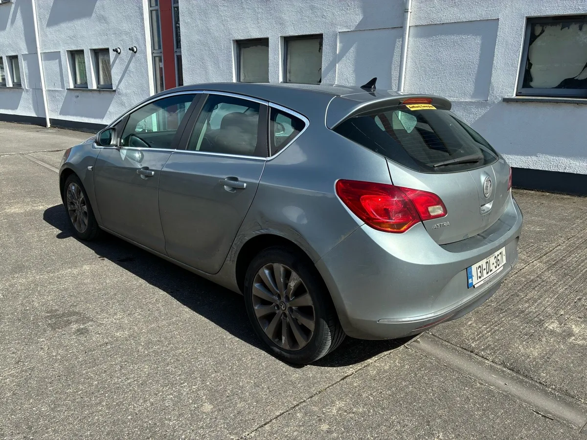2013 VAUXHALL ASTRA 1.3 CDTI ECOFLEX Read Add - Image 4