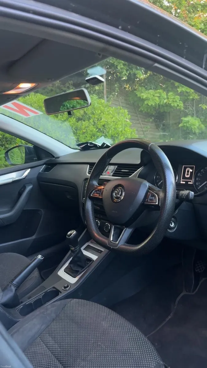 Skoda Octavia 2015 - Image 3