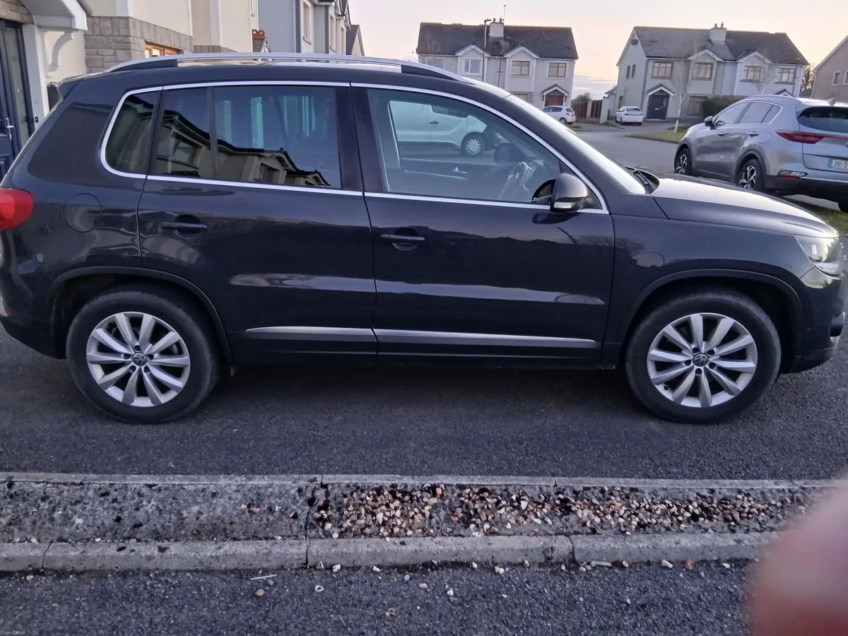 Volkswagen Tiguan 2015 - Image 3