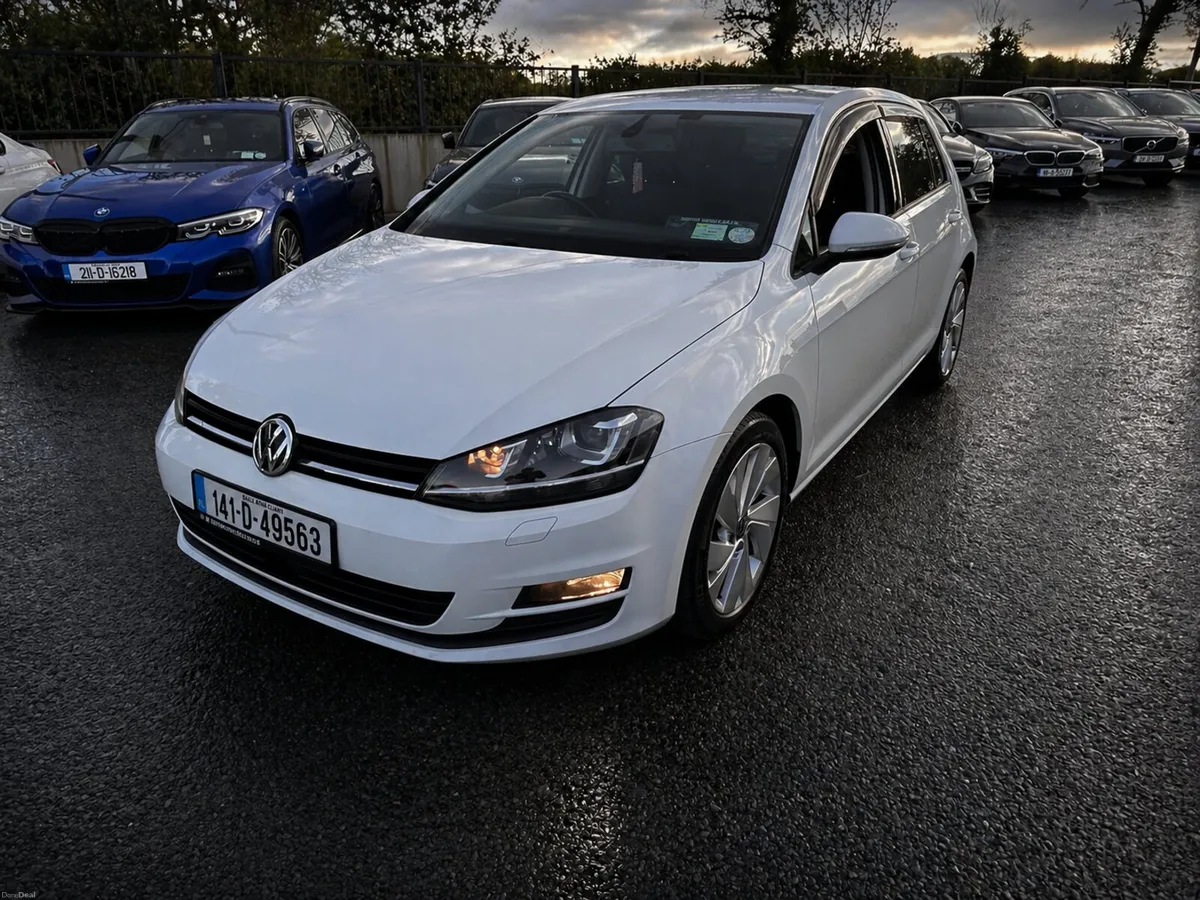141 VW GOLF 1.2TSI AUTO LOW KMS - Image 3