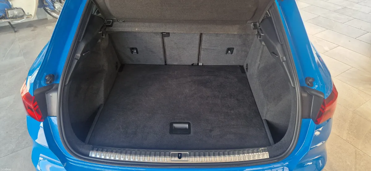 19 AUDI Q3 1.5 PETROL S-LINE EDITION - Image 4