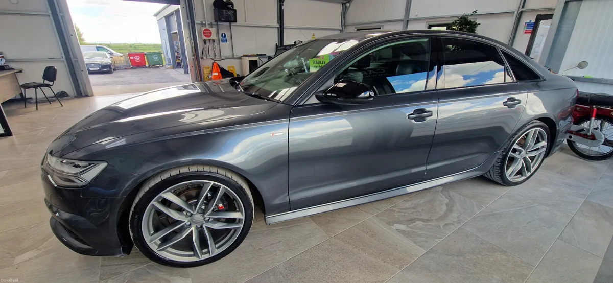 17 AUDI A6 S-LINE BLACK EDITION AUTOMATIC - Image 3