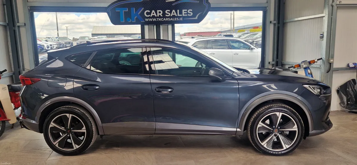 23 CUPRA FORMENTOR HYBRID - Image 3